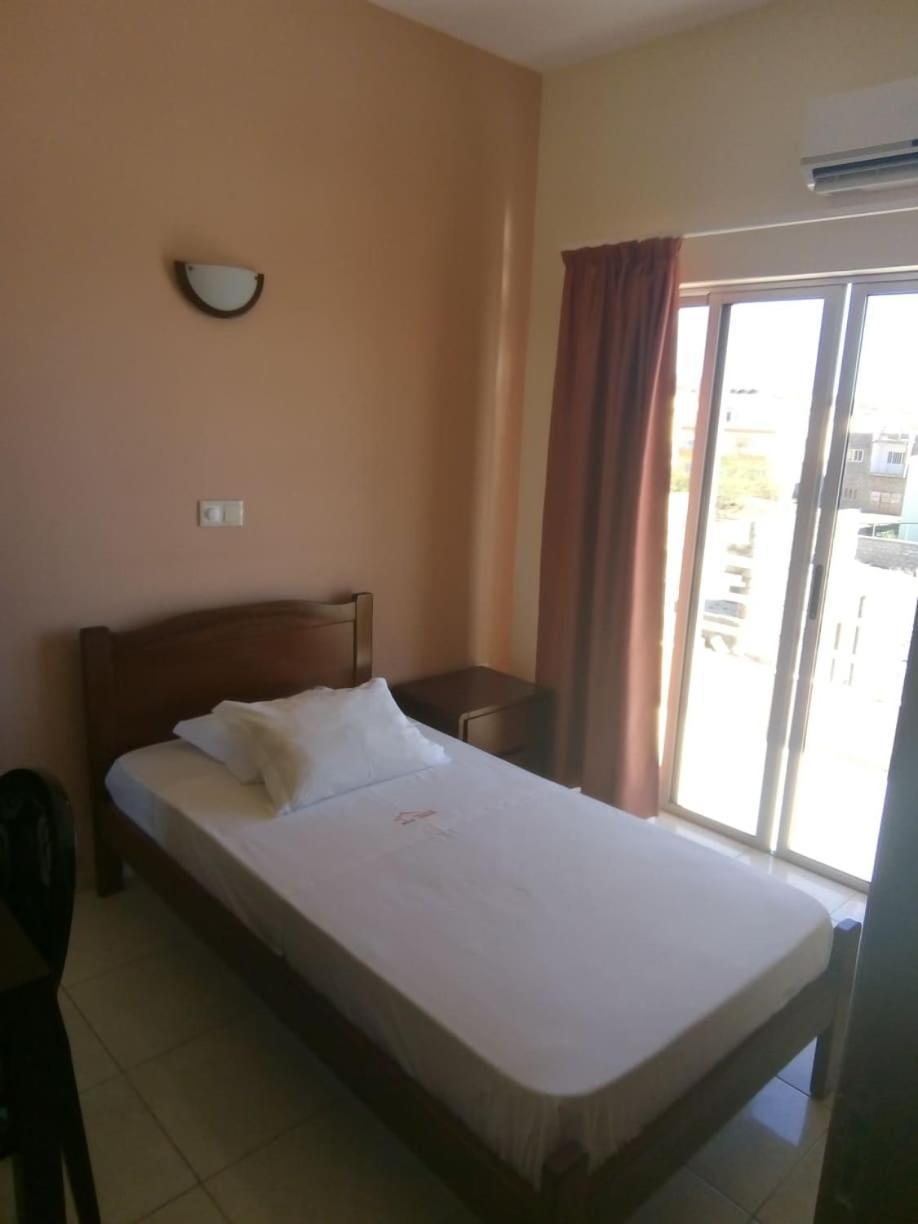 Restaurante Residencial Nova Cidade Порто-Ново Экстерьер фото